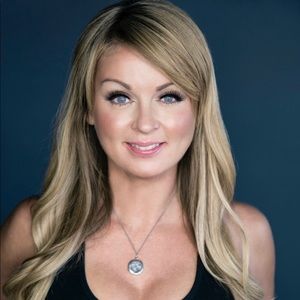 Meet your Posher, Fiona